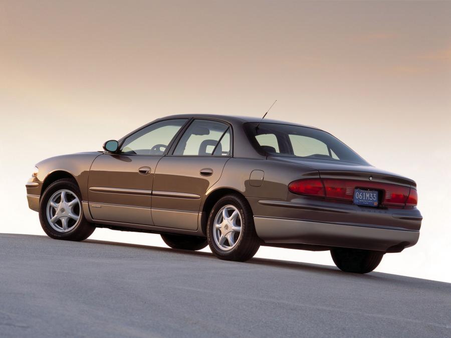  Buick Regal 1997 года  (фото 5 из 15)